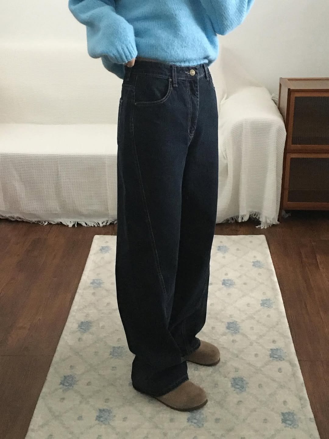 Photo by 오베럴 | obetter on January 05, 2026. May be an image of text.