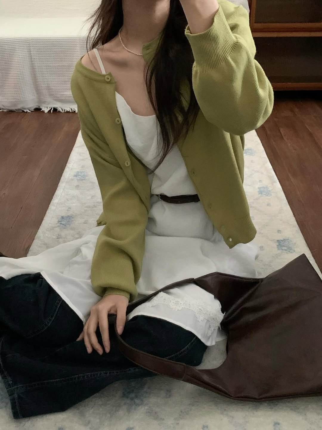 Photo by 오베럴 | obetter on January 13, 2026. May be an image of boots, top and text.