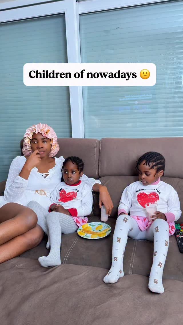 official_kktwins 게시물 이미지: Children of nowadays