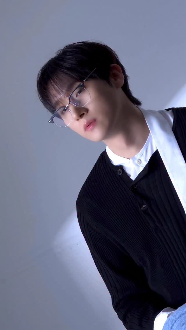 official_monsta_x 게시물 이미지: no ending, just loops

#IM
#몬스타엑스 #Unfold #언폴드
#MONSTAX