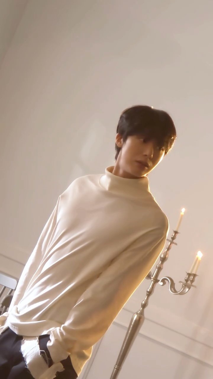 official_monsta_x 게시물 이미지: love that cuts deep

#HYUNGWON
#몬스타엑스 #Unfold...