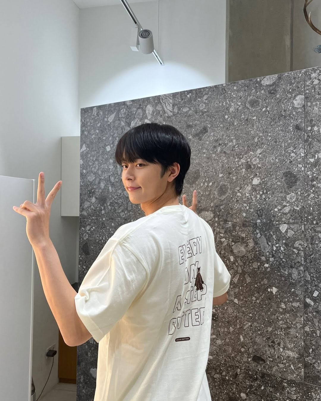 Photo shared by 유선호 YOO SEONHO on May 10, 2025 tagging @bear.better.official.