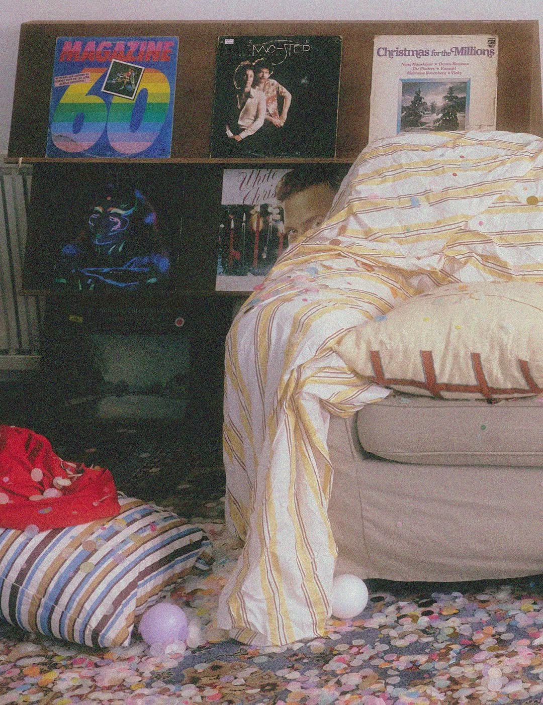 Photo by 아스트로 on August 07, 2025.