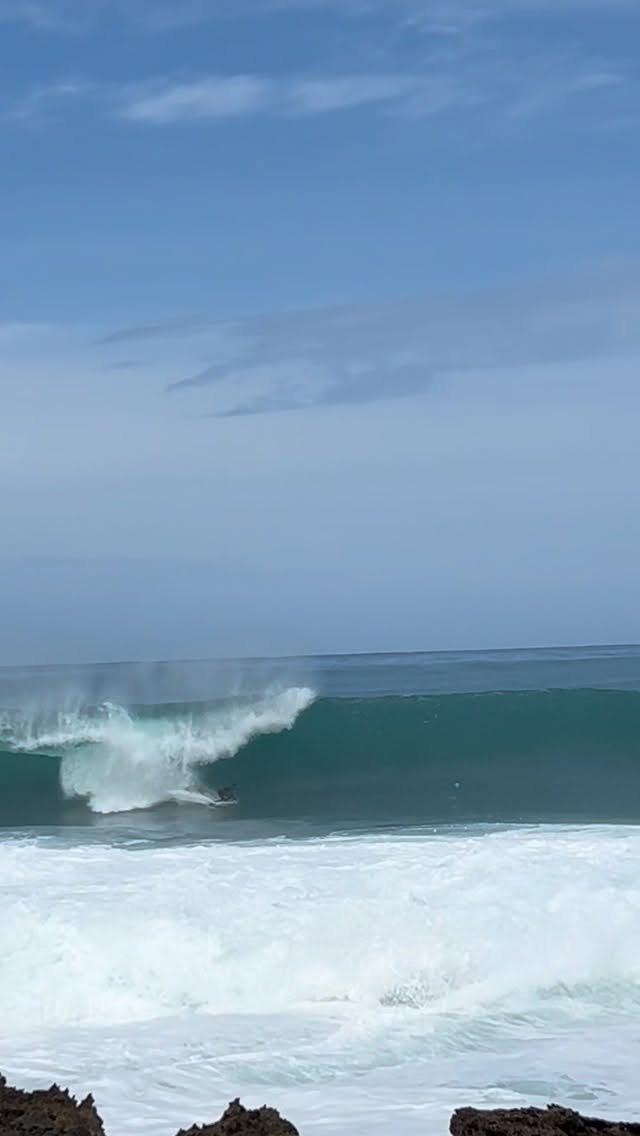 officialforecastsurf 게시물 이미지: Some secret spots went off last swell here in...