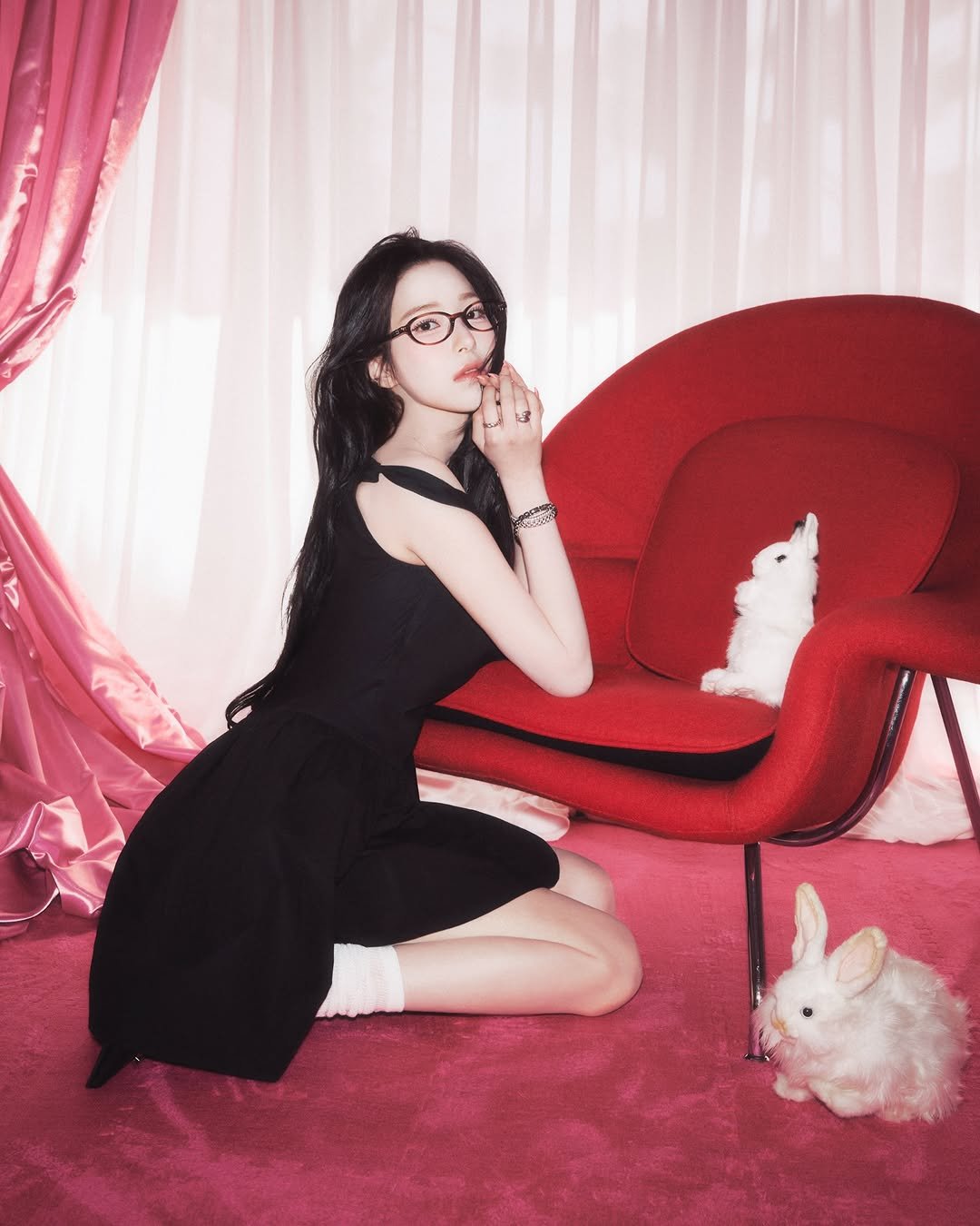 Photo shared by fromis_9 [프로미스나인] on March 27, 2026 tagging @jiheonnibaek. May be an image of rabbit and text.