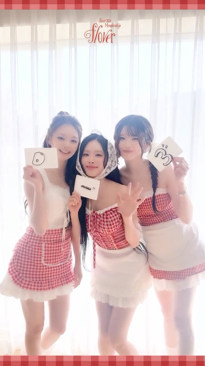 officialfromis_9 게시물 이미지: [🍀] #flover
fromis_9 OFFICIAL FANCLUB
flover...