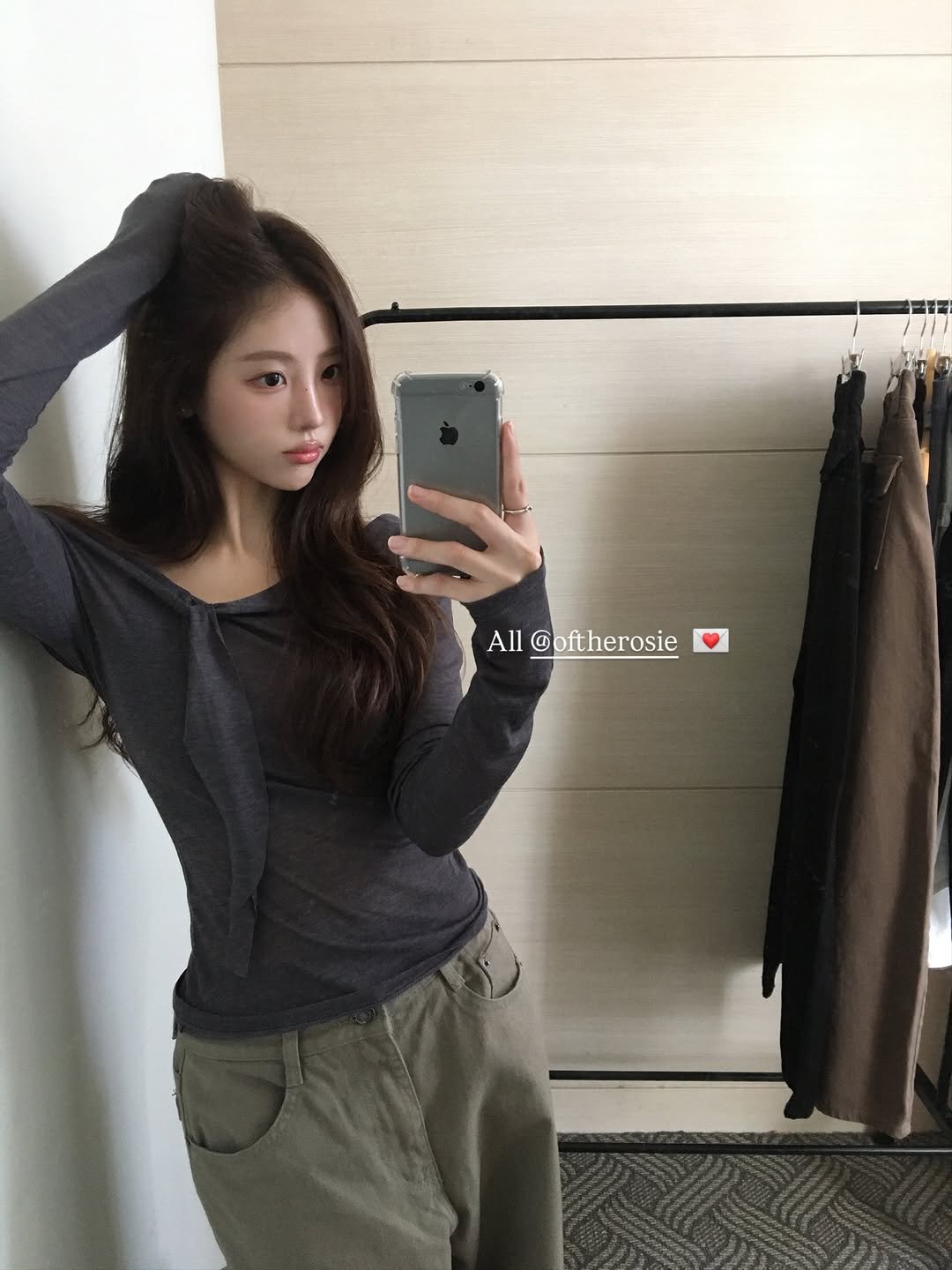 Photo shared by 🔖 오브더로지 / 𝐎𝐟 𝐭𝐡𝐞 𝐑𝐨𝐬𝐢𝐞 on October 15, 2025 tagging @oftherosie. May be an image of top and text that says 'All @oftherosie erosie'.