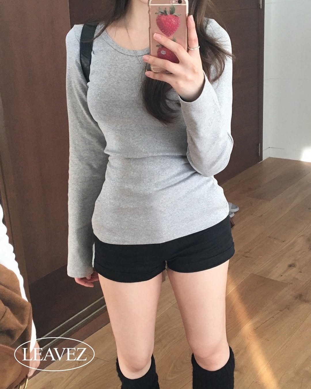 Photo by 🔖 오브더로지 / 𝐎𝐟 𝐭𝐡𝐞 𝐑𝐨𝐬𝐢𝐞 on March 24, 2025.