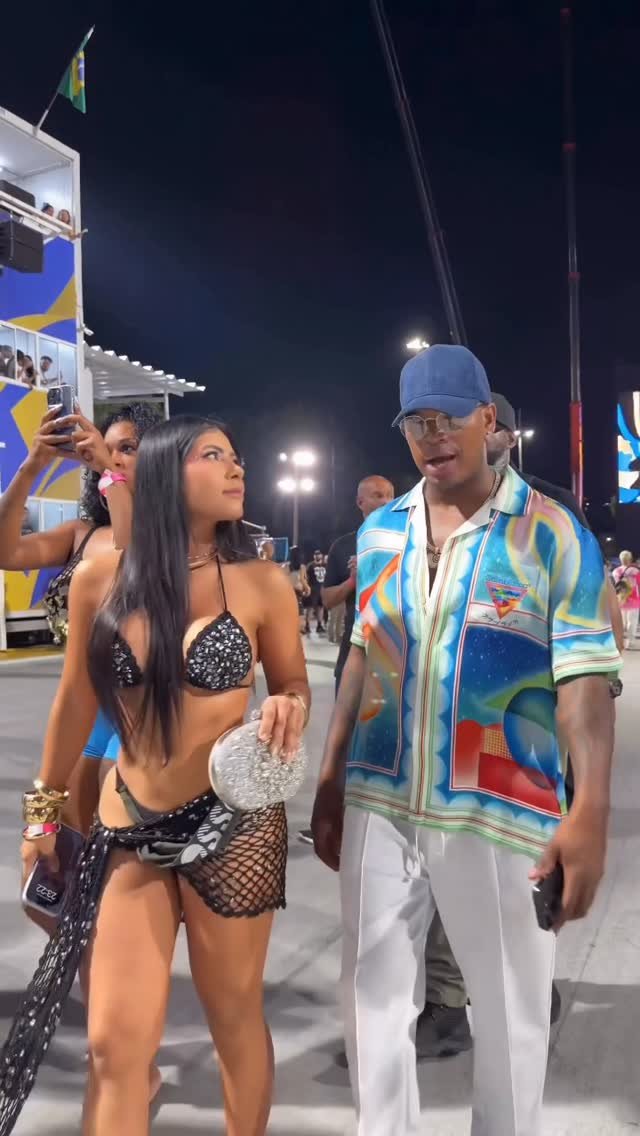 oharaingrid 게시물 이미지: My new friend @neyo at Carnival - gente eu...