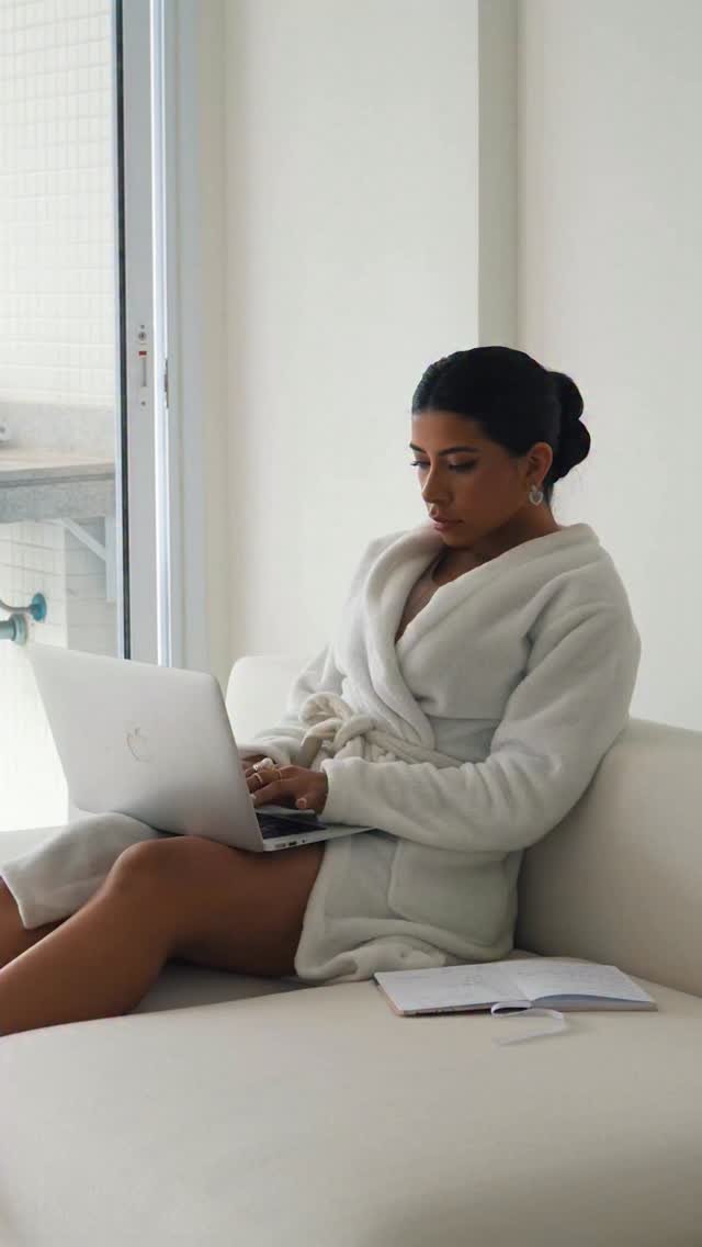 oharaingrid 게시물 이미지: Vlog de como fiz a campanha da Avon! 🥰