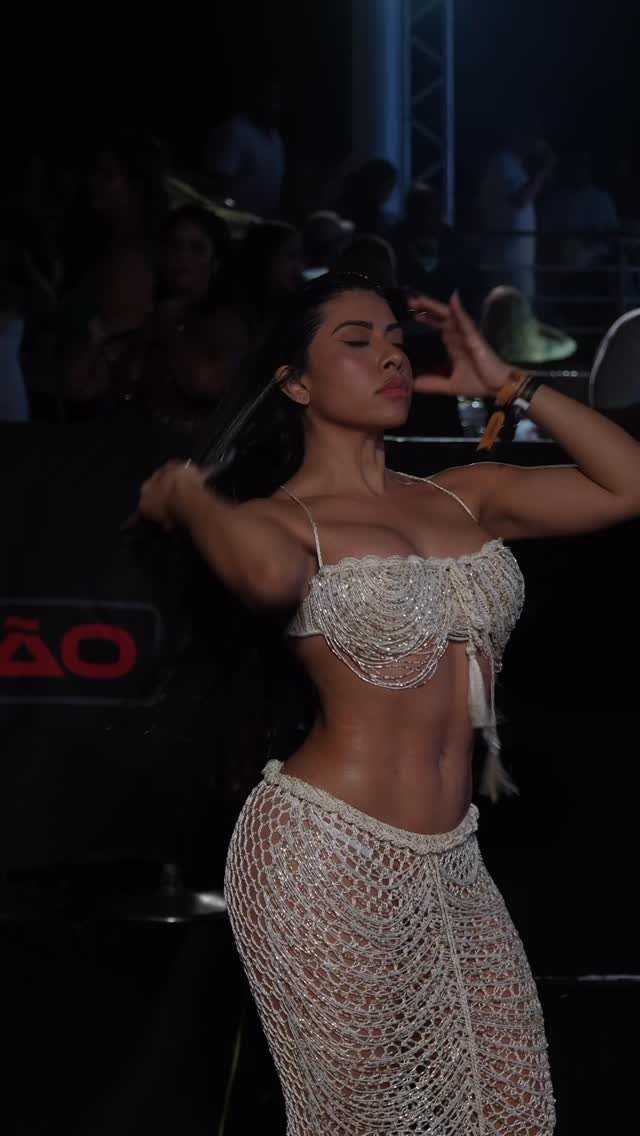 oharaingrid 게시물 이미지: Get ready New Years vibe ✨