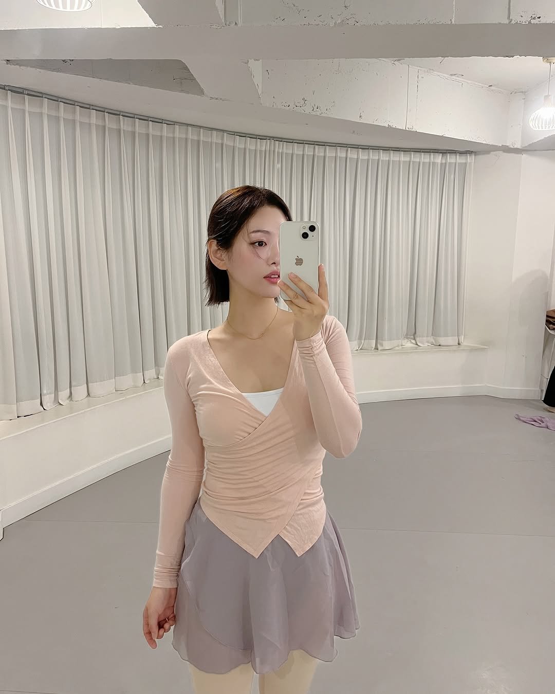 Photo by 하늘 민 고울 선 on November 06, 2024.