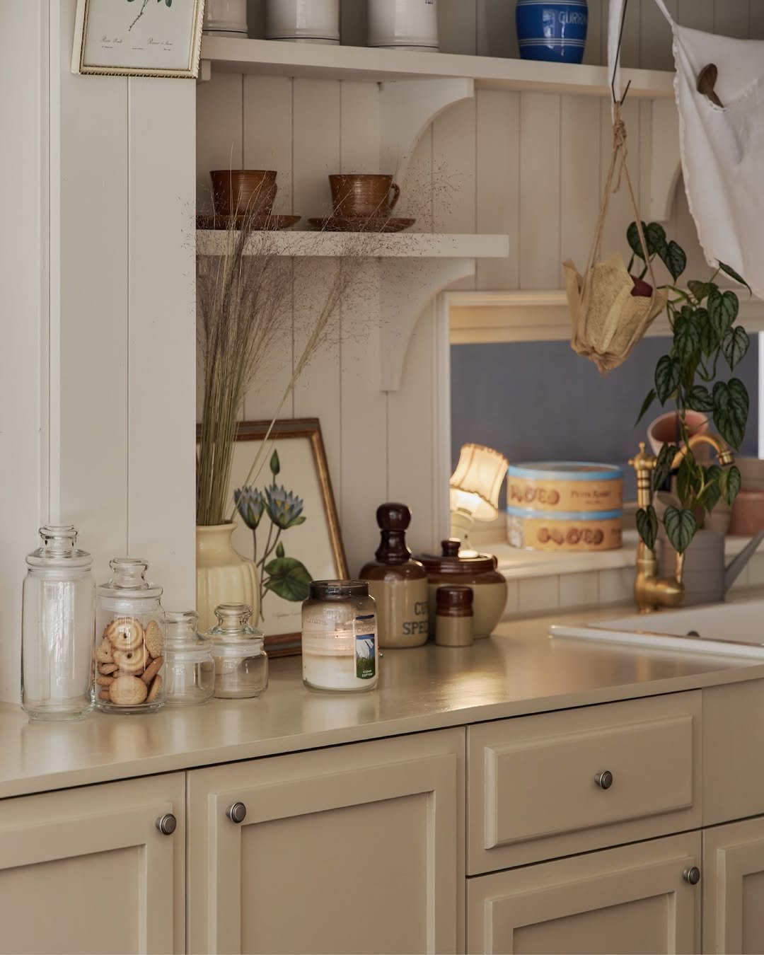 Photo shared by STUDIO NUANCE on December 13, 2024 tagging @ohuxx.