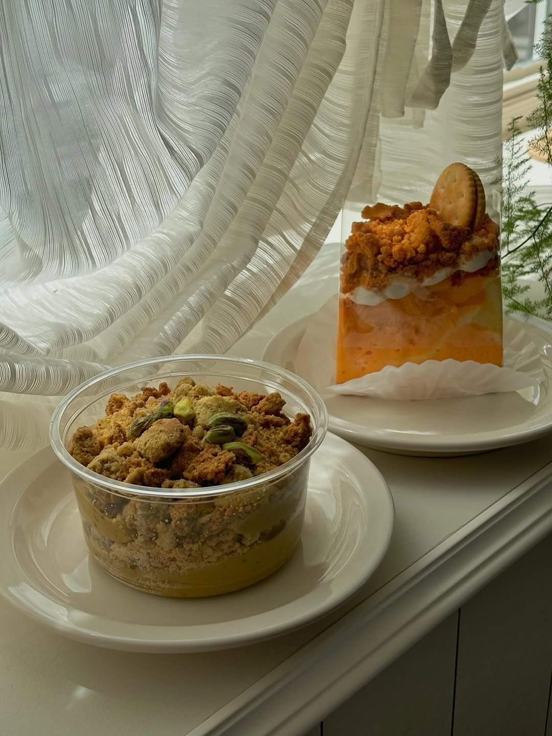 Photo by 리브인오후 on August 06, 2025. May be an image of tart, granola and text.