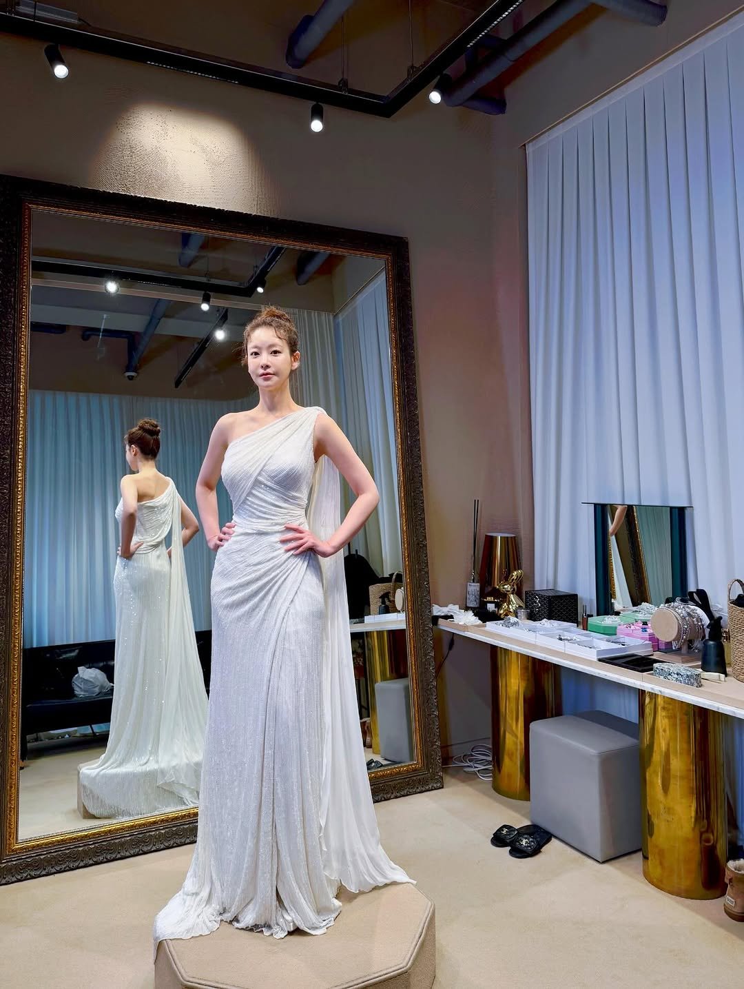 Photo by 오연서 on February 10, 2026. May be an image of gown and text.