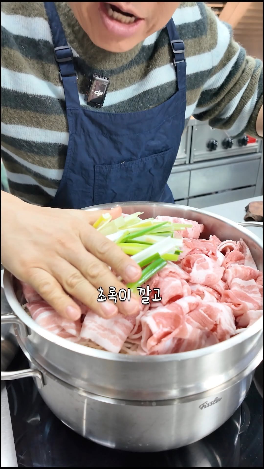 okdongja1004 게시물 이미지: 내사람들😊
이런 요리는 정말 반칙입니다.
왜냐면 재료 몇 가지만 올려놓고 찌기만...