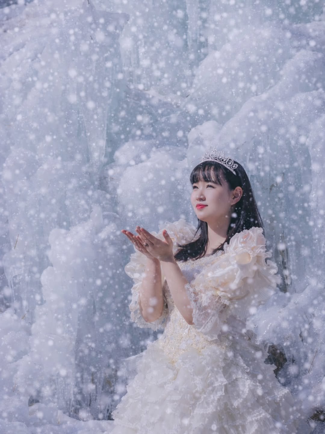 Photo by 🦋Minji Kim (Minhwa)🦋 on March 12, 2026. May be an image of gown, dress, headdress and text.