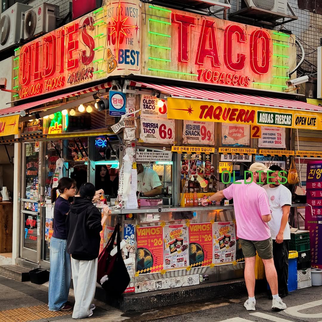 oldiestaco 게시물 이미지: 다시 찾은 올디스타코에는 🌮
다시 찾을 이유가 가득했다
​
힙하고 친절한 사장님과...