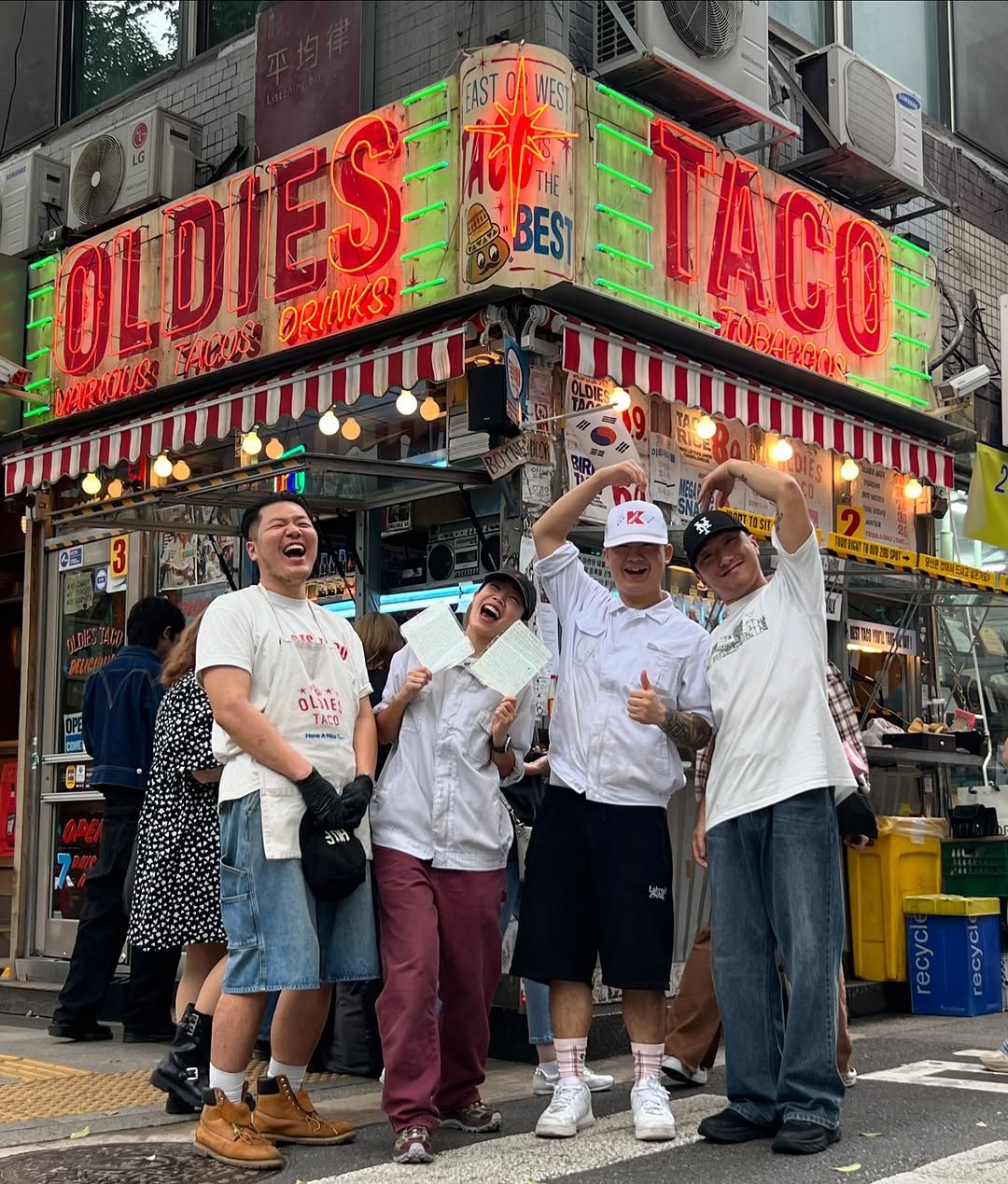 Photo shared by 올디스 타코 on October 17, 2025 tagging @emmamcdevitt. May be an image of one or more people, crowd and text.