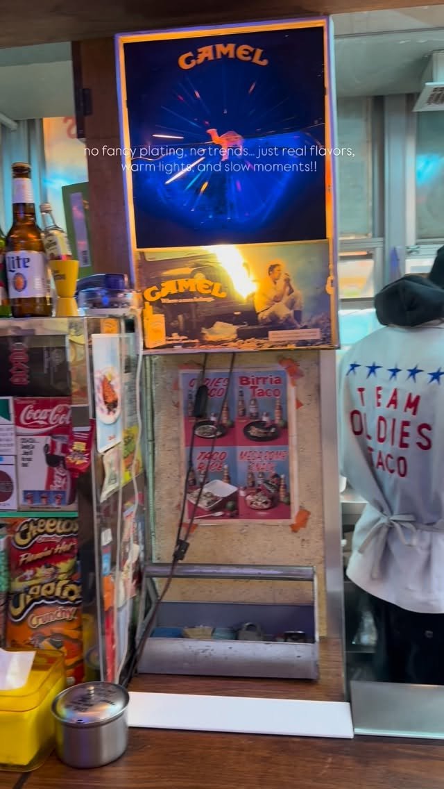 oldiestaco 게시물 이미지: the kind of place where time slows down, music...