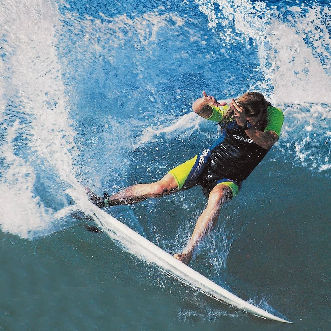oldschool80ssurfmags 게시물 이미지: Tough to find a shot of Brad Gerlach where he...