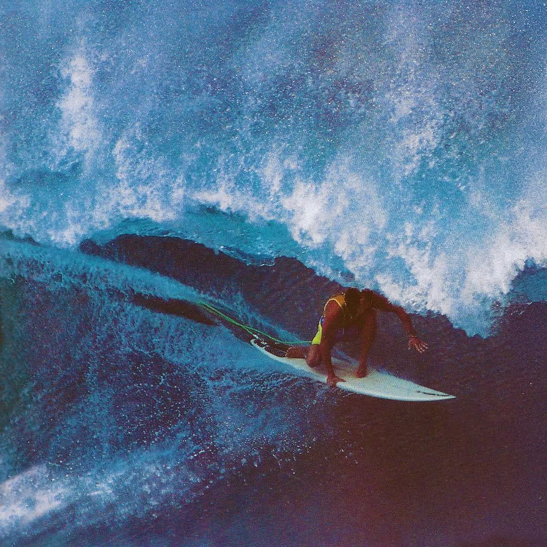 Photo by Aloha on February 20, 2026. May be an image of surfboard, wetsuit, water, ocean and text.