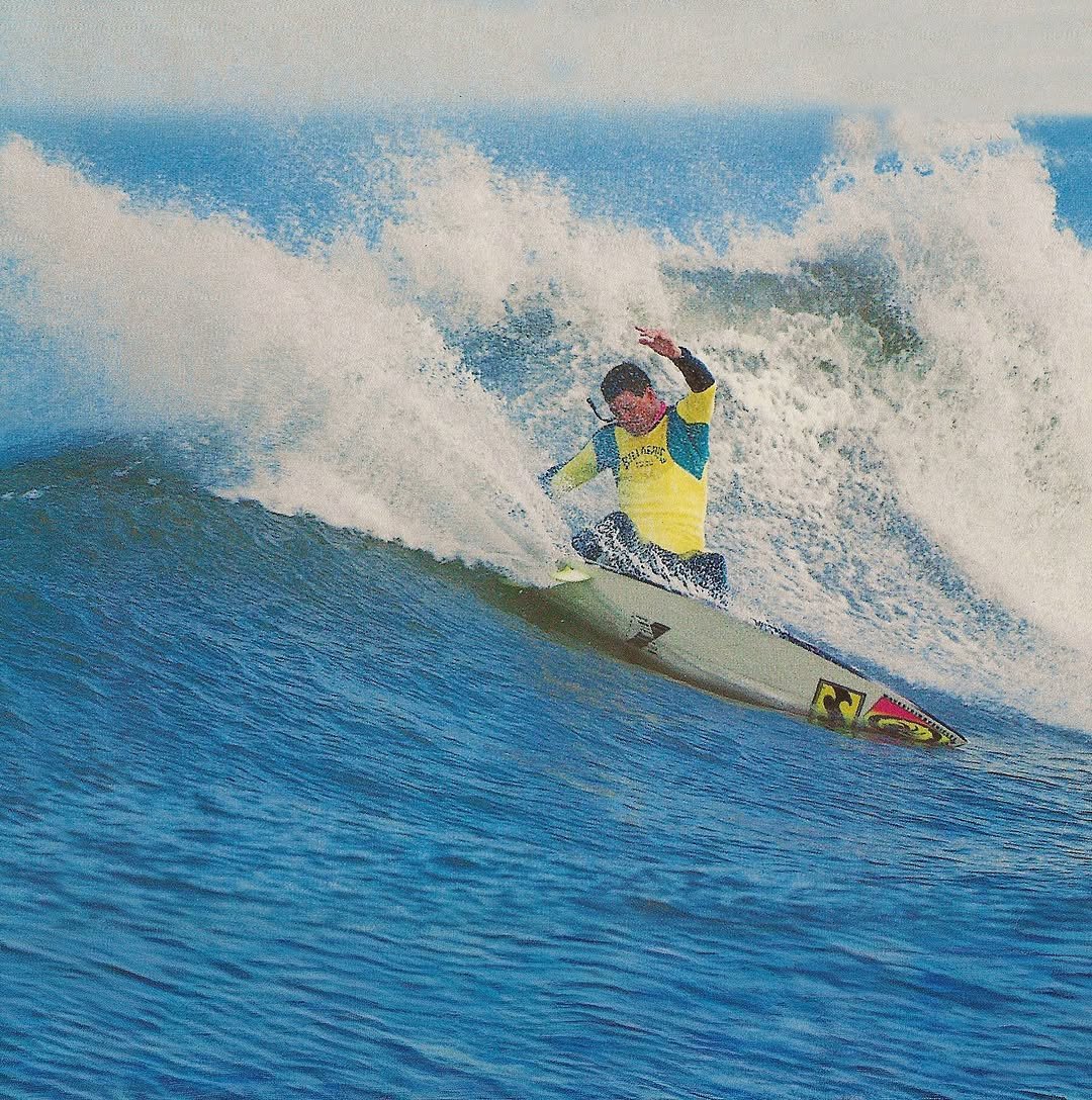oldschool80ssurfmags 게시물 이미지: Jeeeez!!! Looks like this wave owed Wes Laine...