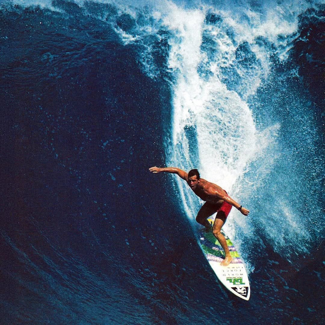 Photo by Aloha on January 08, 2026. May be an image of surfboard, wetsuit, water, ocean and text.