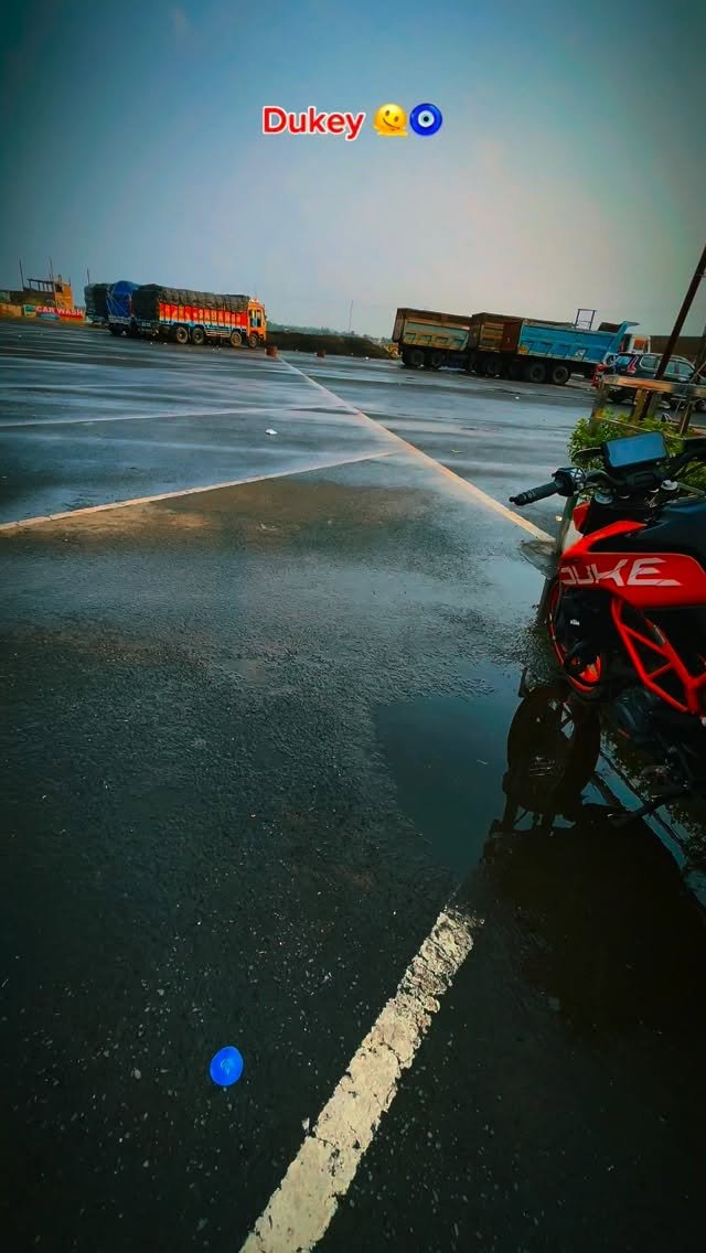 oli_stunt_01 게시물 이미지: dukey 🧿🫠🥺💫
.
.
.
#bike #duke390 #viral #reels #rider