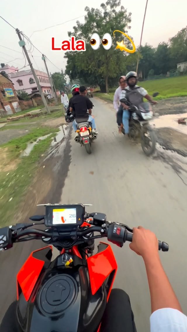 oli_stunt_01 게시물 이미지: Lala👀🚀⚡️
.
.
.
#rider #bikelife #viral #reels...