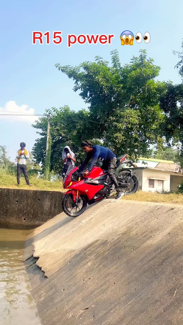 oli_stunt_01 게시물 이미지: rider power 😱⚡️🚀💫💪🏻
.
.
.
#bikelife #rider...