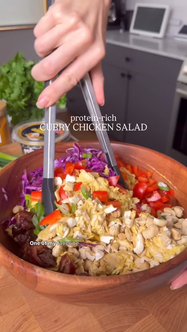 olivia.adriance 게시물 이미지: PROTEIN-RICH CURRY CHICKEN SALAD✨ Whether...
