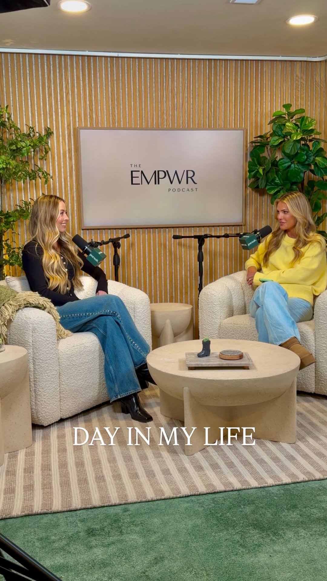 olivia.adriance 게시물 이미지: No two days are the same and I love it✨ And...