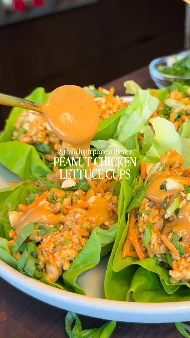 olivia.adriance 게시물 이미지: 20 MINUTE PEANUT CHICKEN LETTUCE CUPS✨This is...