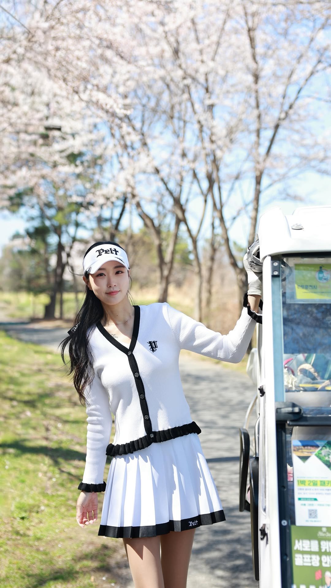 olleyvine 게시물 이미지: @peltgolf 

요즘 라운드에서 자꾸 눈에 들어오는 펠트 골프웨어...