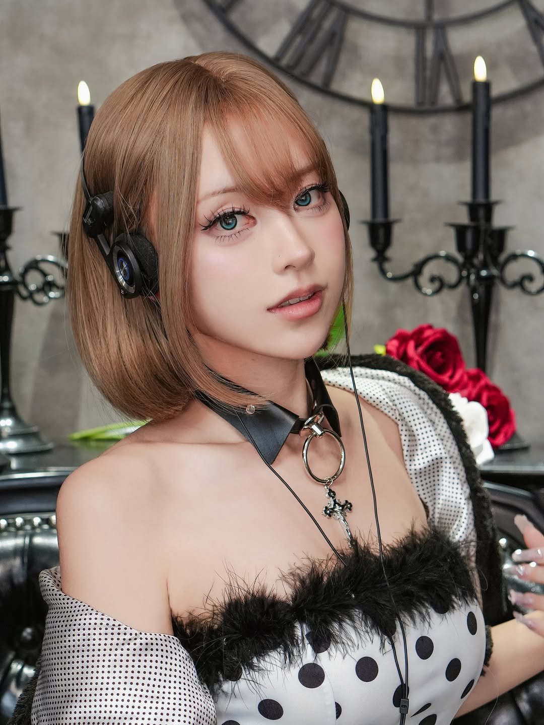 Photo shared by 류경아(竜) on January 12, 2026 tagging @ololalens_kr. May be an image of costume and text.