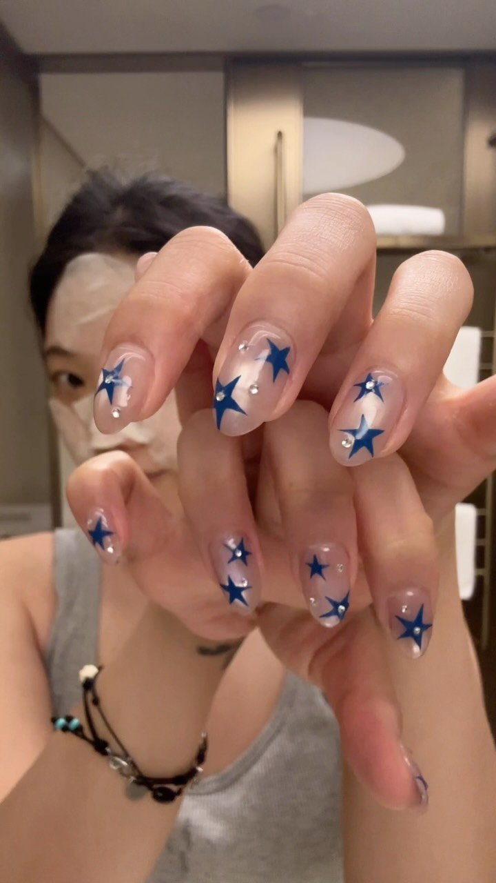 oneulyoung 게시물 이미지: 왕홍 ㄹㅇ 할말 많은데.. 추천하지않는다 정도로 줄일게요 🥰
#makeup #메이크업