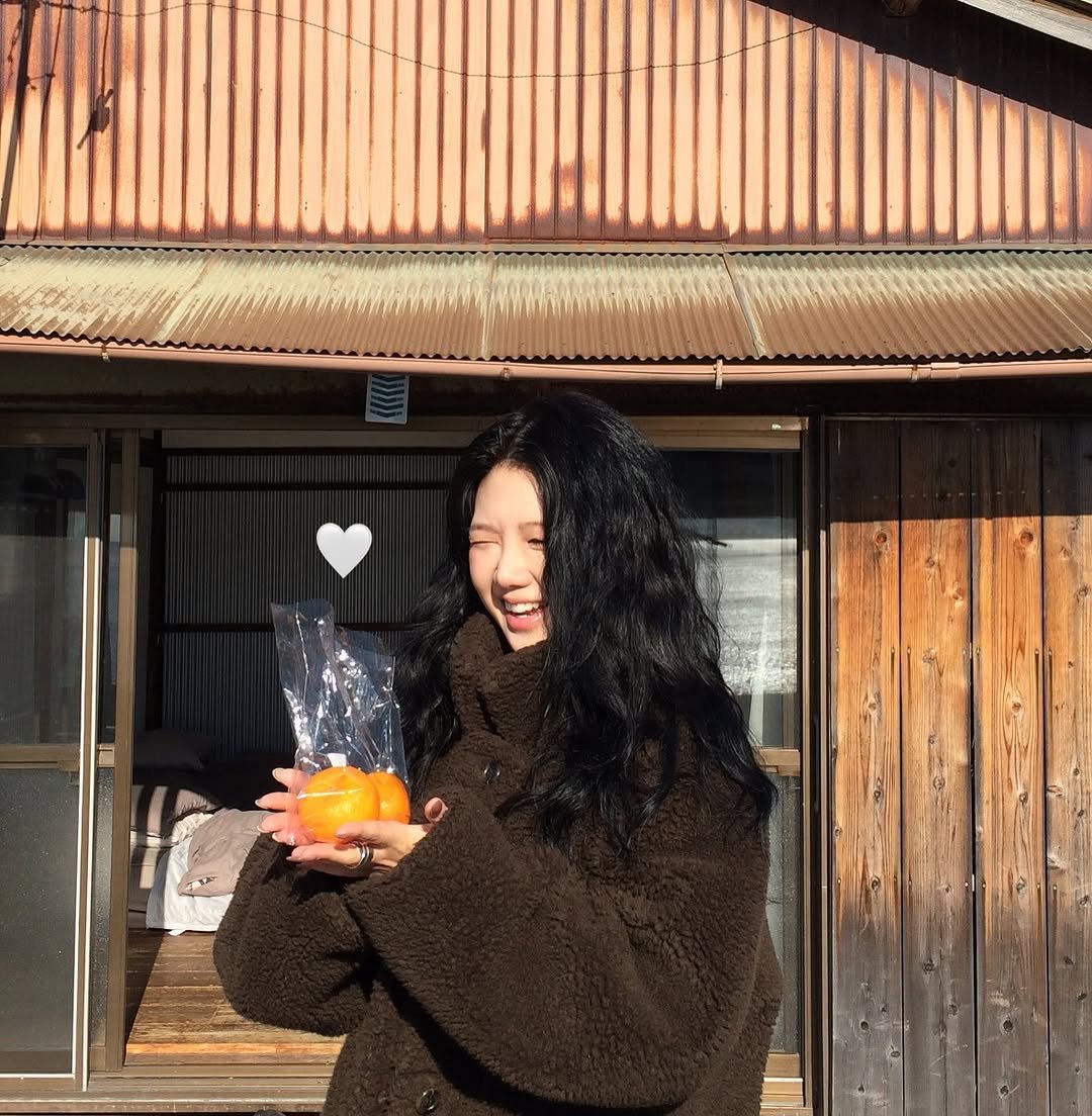 Photo shared by 오늘영 on December 31, 2025 tagging @facade_pattern. May be an image of parka, outdoors and text.