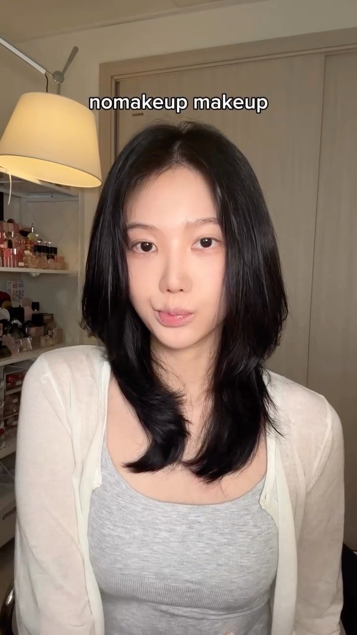 oneulyoung 게시물 이미지: 약속시간이 많이 남아서 

#makeup #jojo