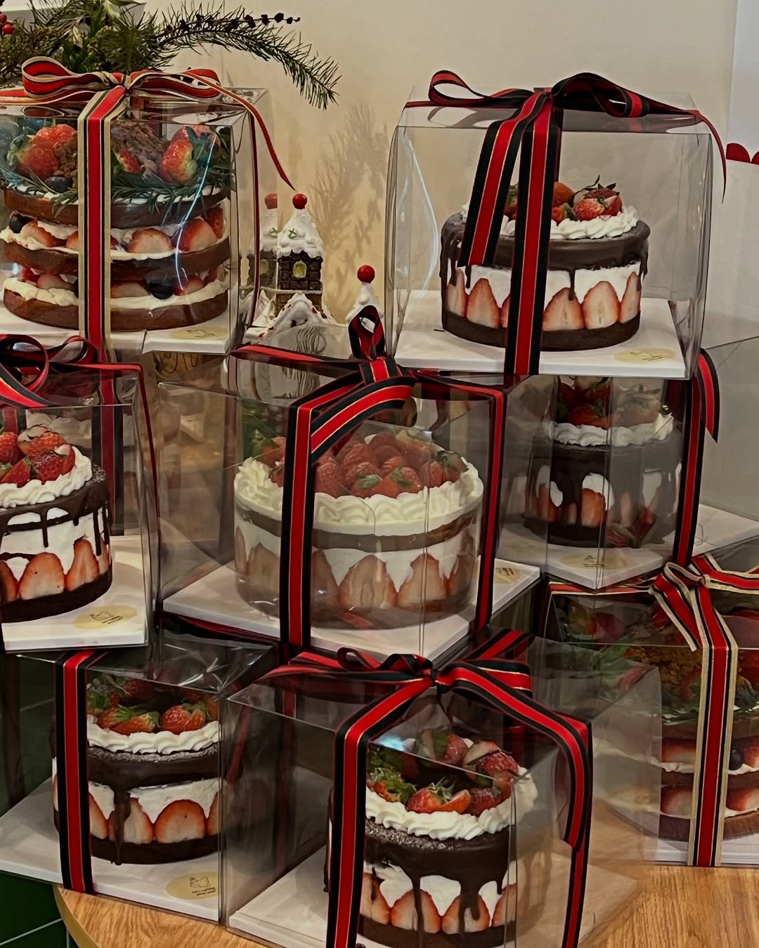 Photo shared by 온호프 베이크샵 【안산 휘낭시에 전문점】 on December 28, 2024 tagging @onhope_bakeshop.