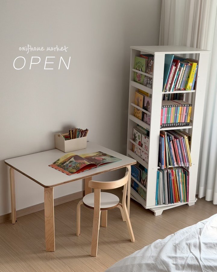 onifh___m 게시물 이미지: #공구오픈 #회전책장 #유아책상

📌<링크> 댓글 남겨주시면
바로구매 가능한링크...