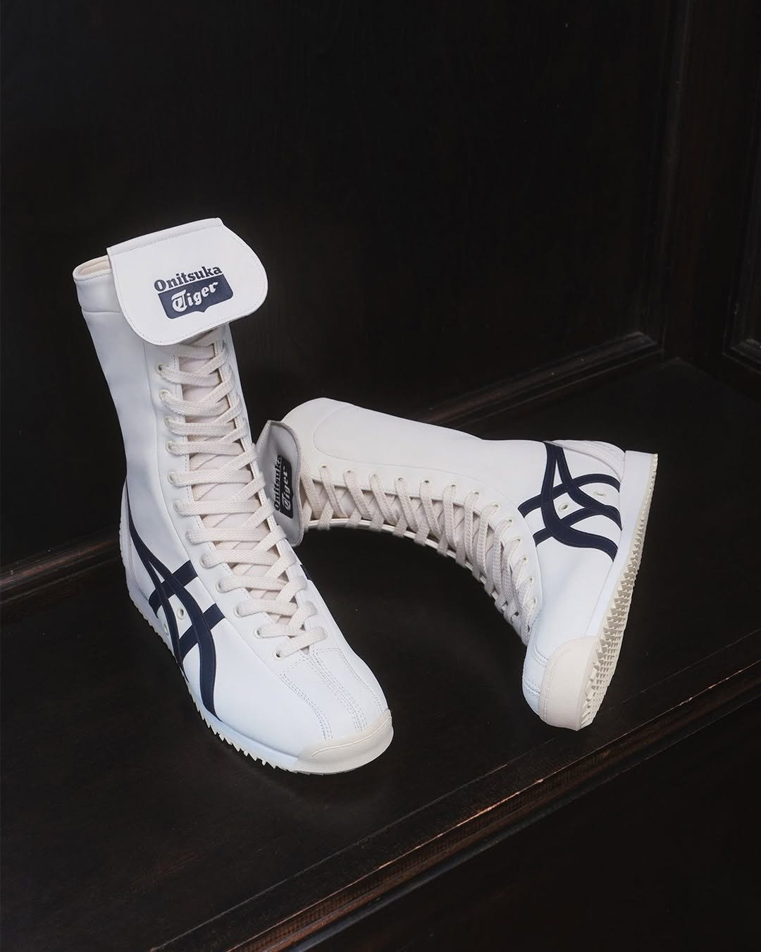 Photo by 오니츠카타이거 코리아 Onitsuka Tiger Korea on October 09, 2025. May be an image of wingtip shoes, sneakers and text.