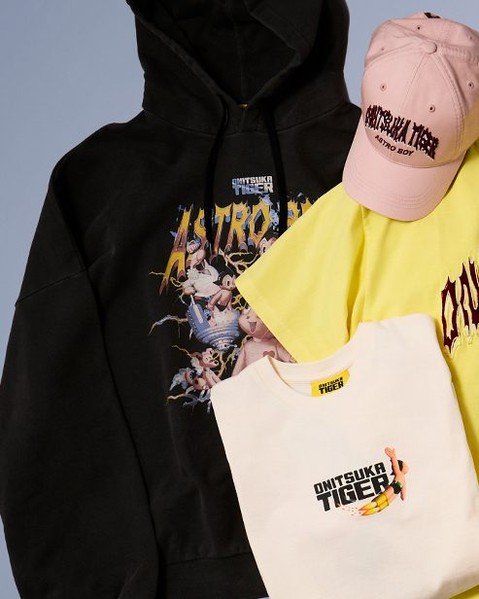 Photo by Onitsuka Tiger Korea on February 13, 2026. May be an image of hat, fleece, sweatshirt, parka and text.