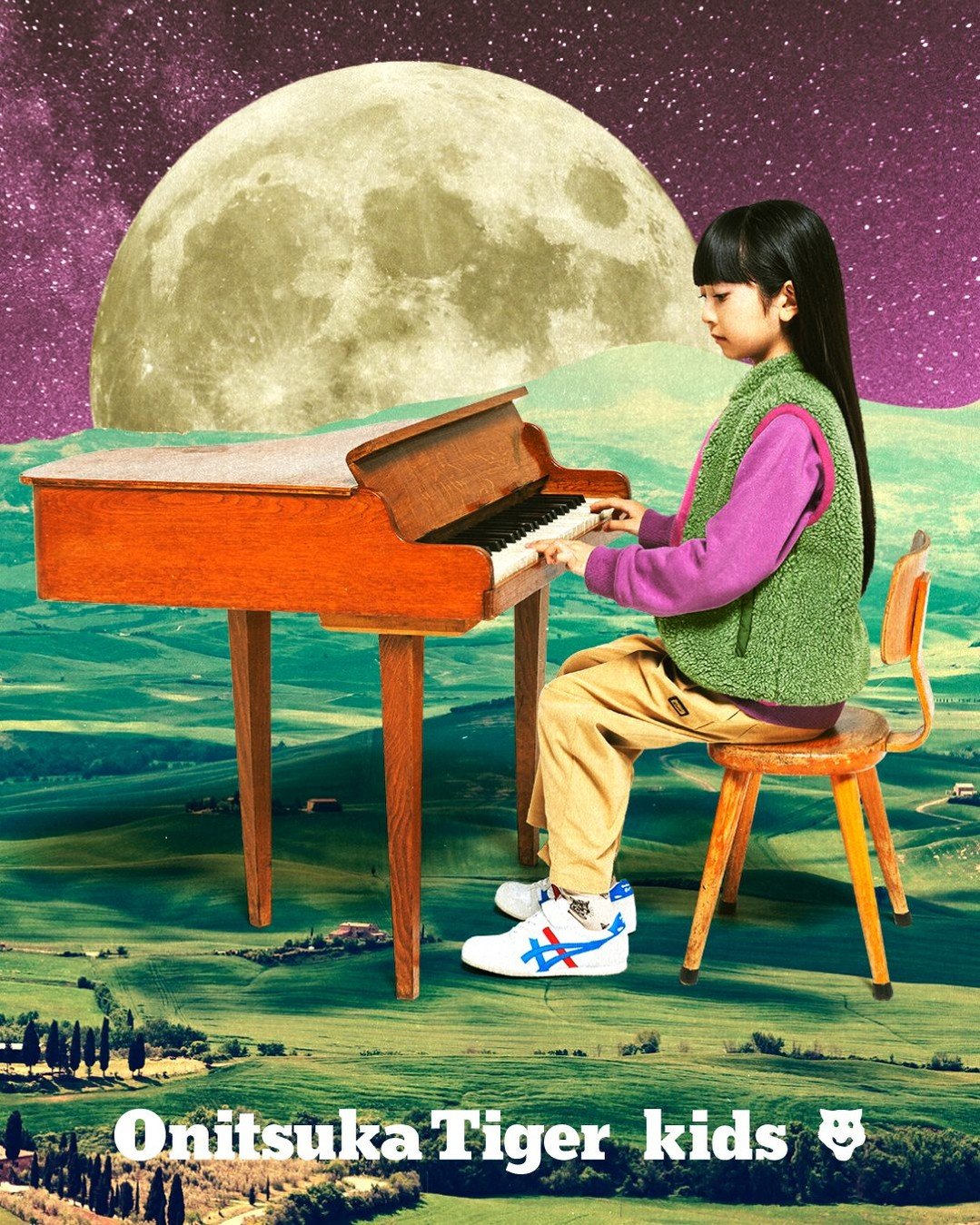 Photo by 오니츠카타이거 코리아 Onitsuka Tiger Korea on August 26, 2025. May be an image of 1 person, piano, poster and text that says 'Onitsuka 1 Tiger kids'.