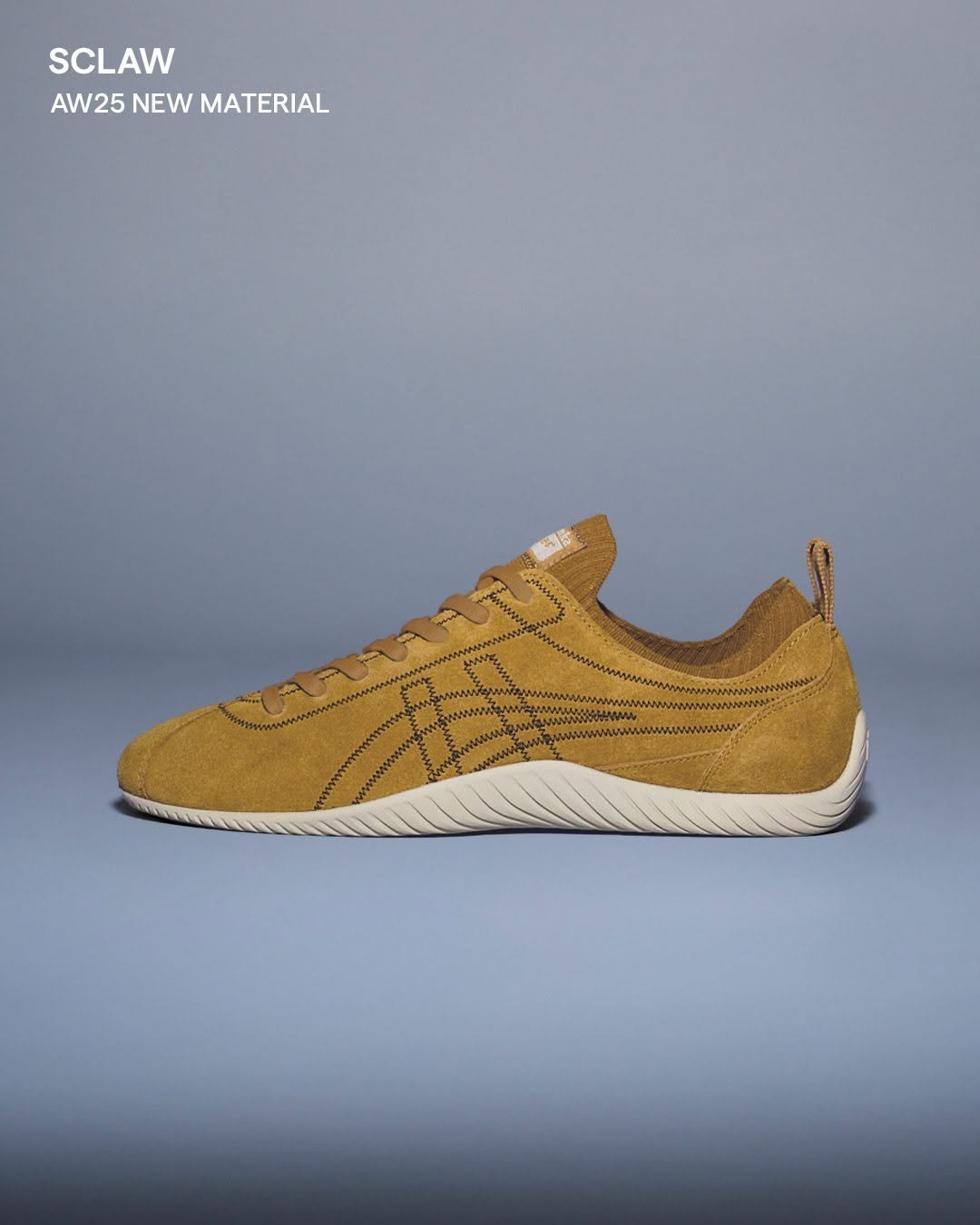 Photo by 오니츠카타이거 코리아 Onitsuka Tiger Korea on October 09, 2025. May be an image of sneakers and text that says 'SCLAW AW25NEWMATERIAL AW25 NEW MATERIAL'.
