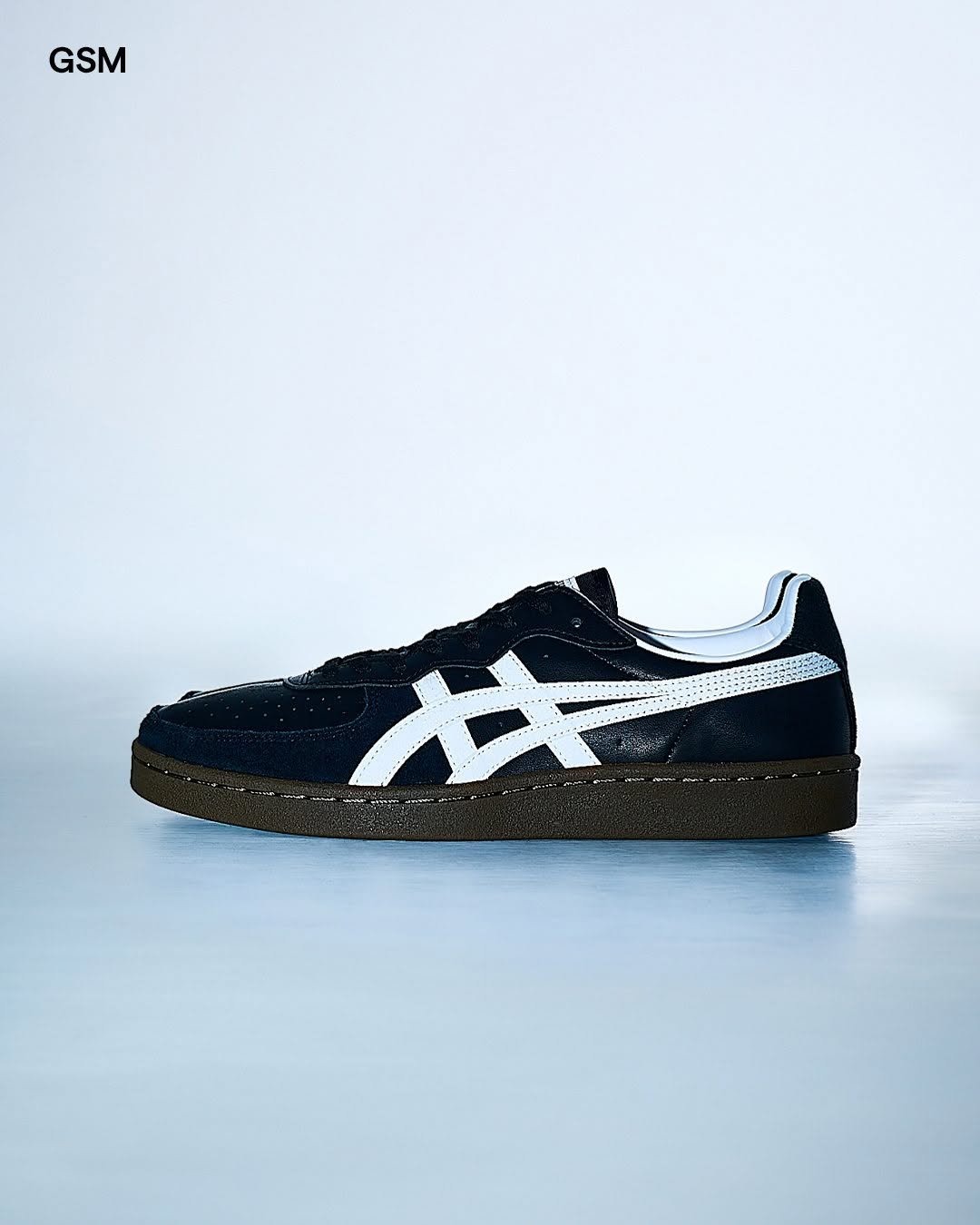 Photo by 오니츠카타이거 코리아 Onitsuka Tiger Korea on September 28, 2025. May be an image of sneakers and text.