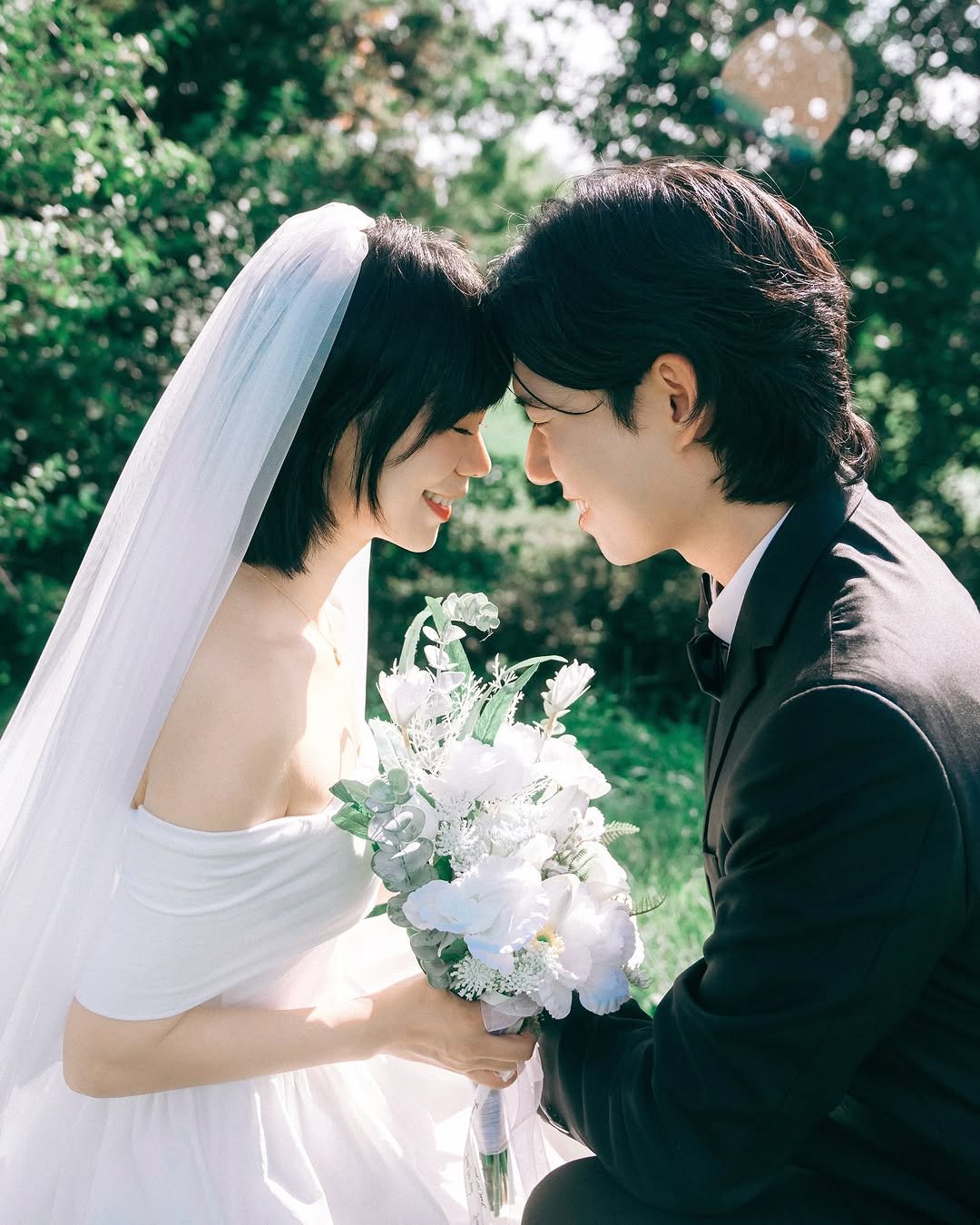 Photo shared by 온리/신익수 제주스냅 서울스냅 커플스냅 on September 11, 2025 tagging @only.grapher_wedding. May be an image of 2 people, prairie gentian, wedding and text.