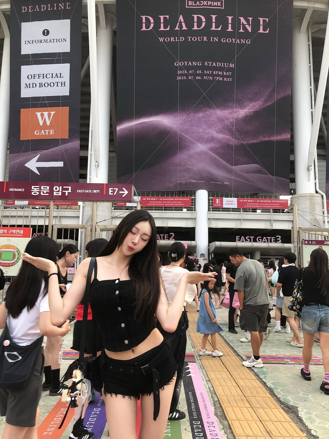 Photo by 장진원 JINWON on July 07, 2025. May be an image of 8 people and text.