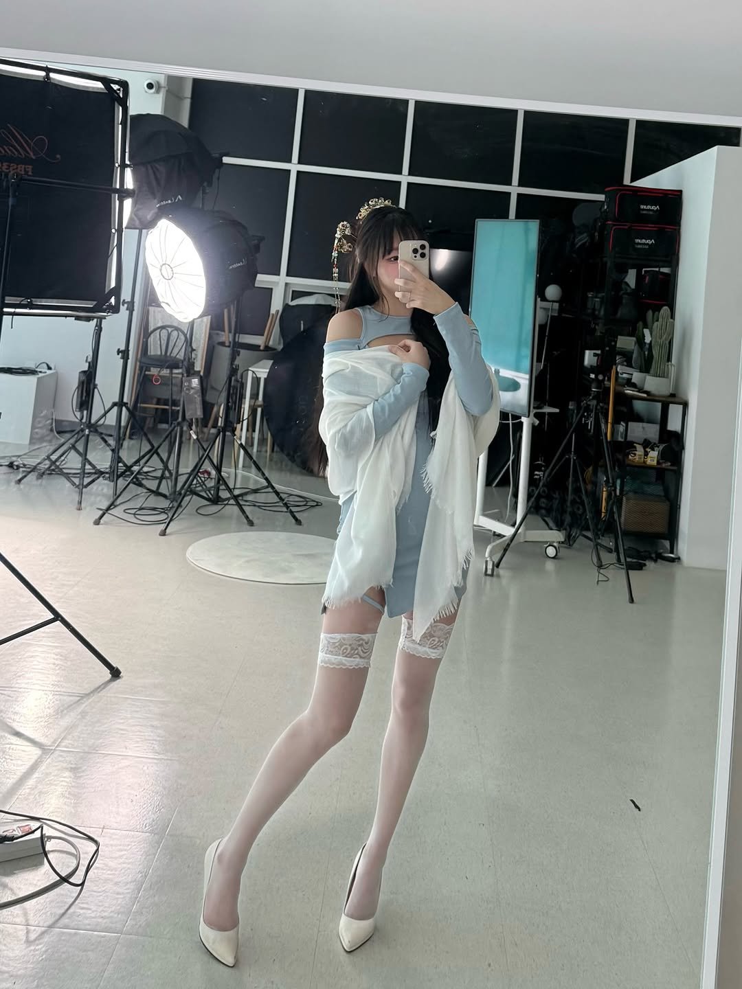 Photo by 장진원 JINWON on February 09, 2026. May be an image of costume and text.