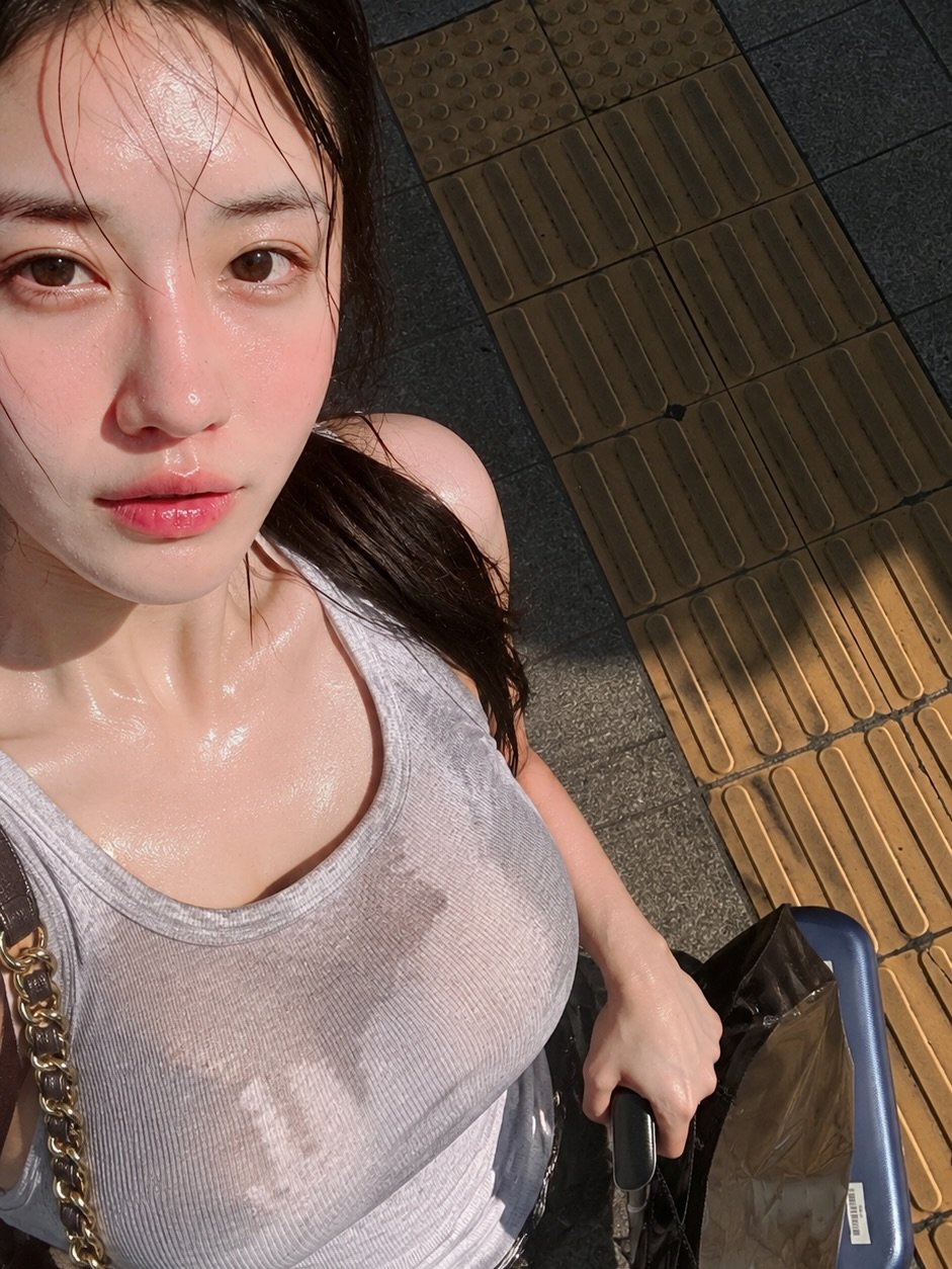 onlyone.liwon 게시물 이미지: 요즘 저 피부 좋아졌다는 말 진짜 많이 듣는데 
이런적이 하등 옶었음 

사실 저는...